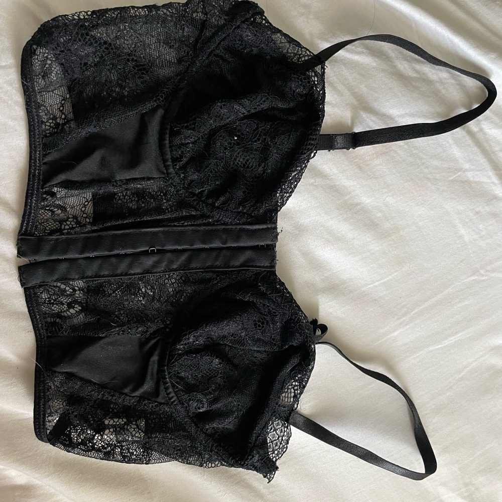 SHEIN Black Lace Bandeau